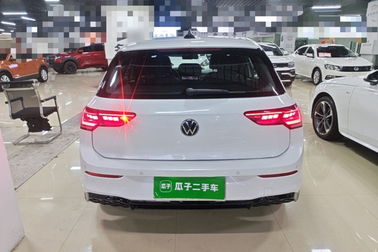 Volkswagen Golf 2025 #6 Volkswagen Golf 2025 car image #6