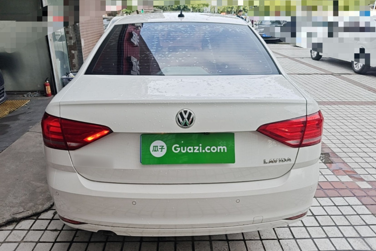 Volkswagen Lavida 2017 car image #6