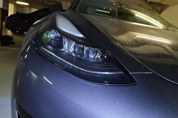 Tesla Model 3 2021 car image #8
