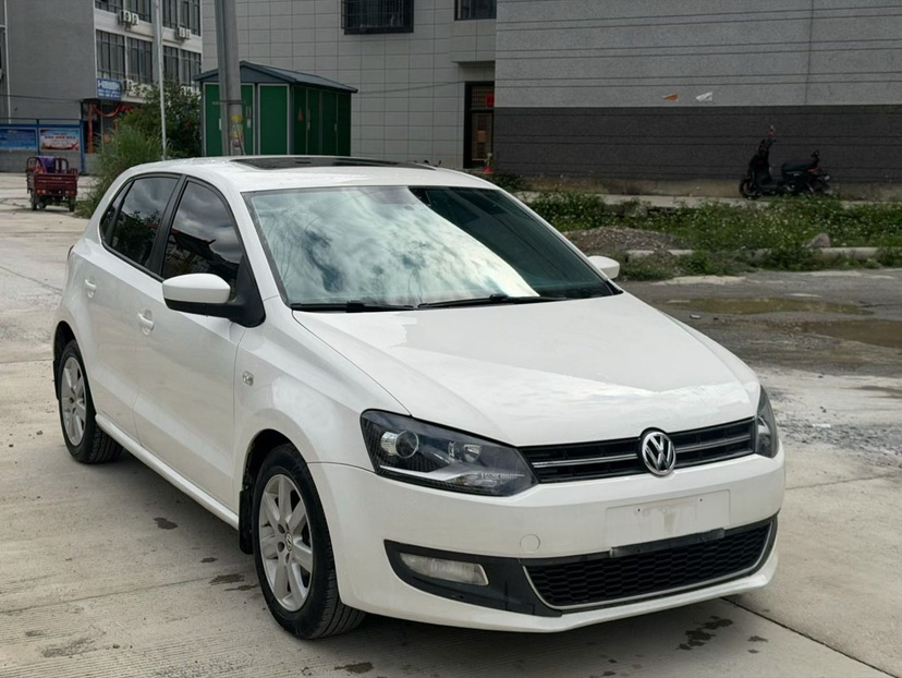 Volkswagen Polo 2012 #3 Volkswagen Polo 2012 car image #3