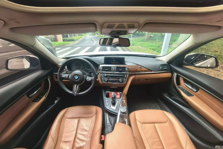BMW 3 Series 2015 car image #22