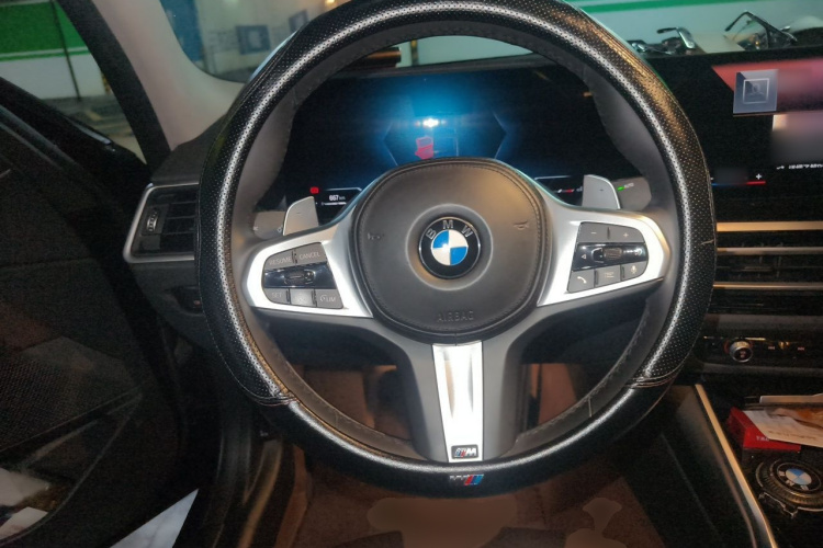 BMW 3 Series 2023 car image #11