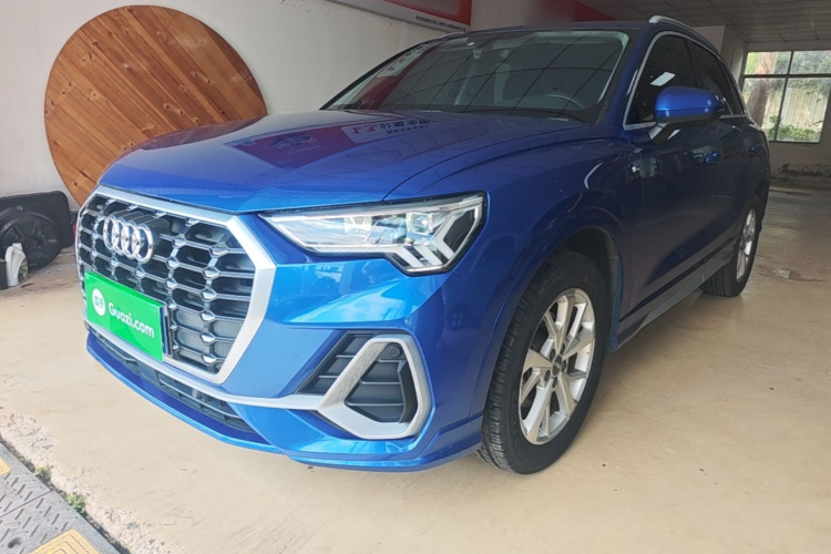 Audi Q3 2019 #2 Audi Q3 2019 car image #2