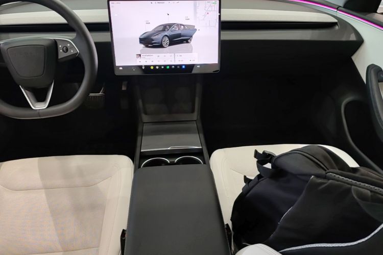 Tesla Model 3 2024 #13 Tesla Model 3 2024 car image #13