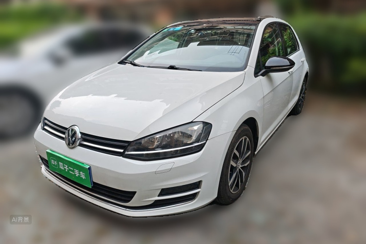 Volkswagen Golf 2017 car image #2