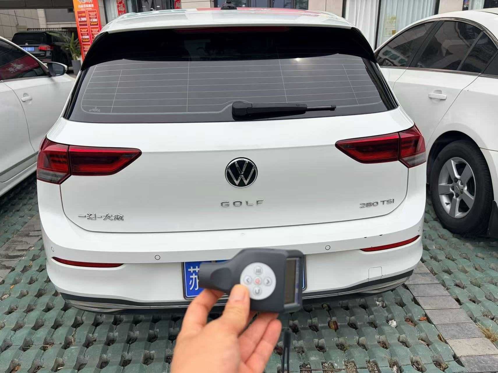 Volkswagen Golf 2022 car image #3