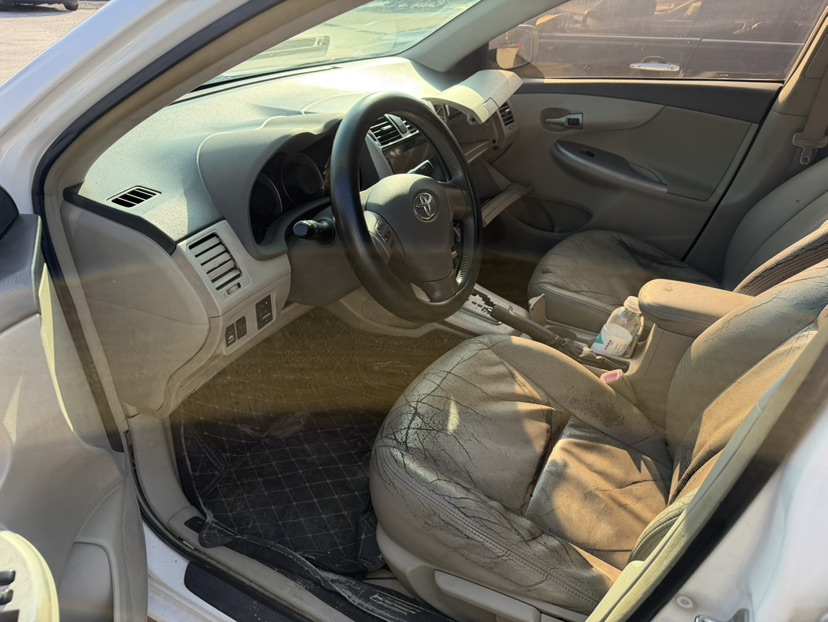 Toyota Corolla 2010 immagine di auto #3