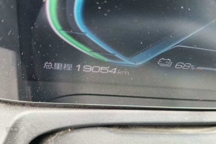 BYD Yuan New Energy 2019 car image #14