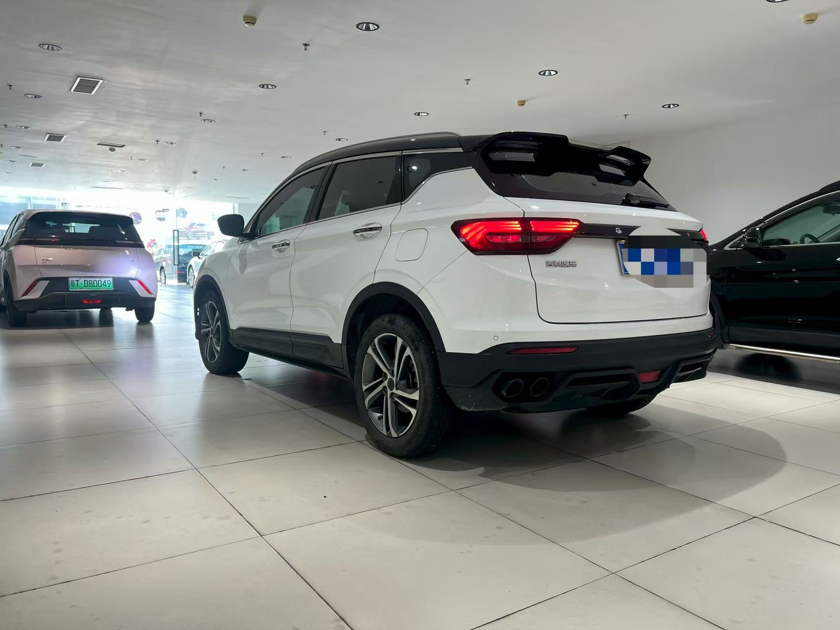 GEELY Coolray 2022 #4 GEELY Coolray 2022 car image #4