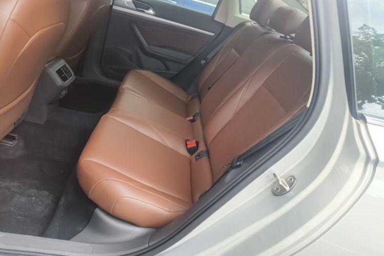 Volkswagen Lavida 2018 #17 Volkswagen Lavida 2018 car image #17