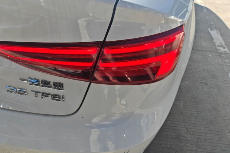 Audi A3 2019 imagen de coche #8