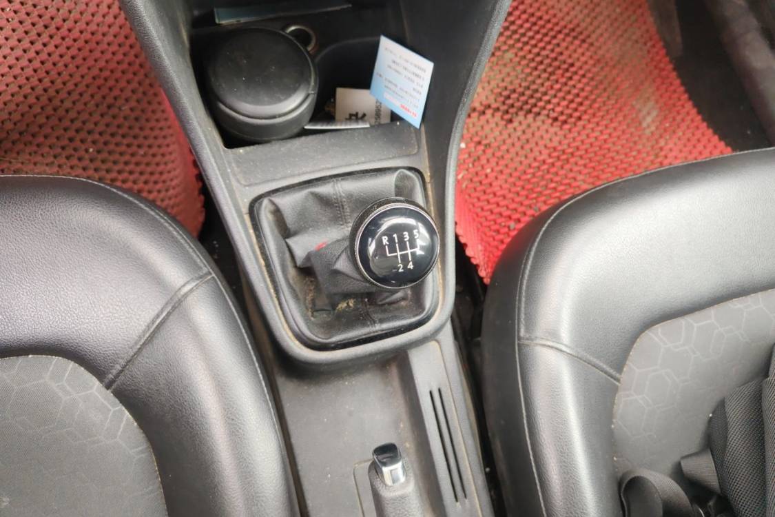 Volkswagen Santana 2016 #27 Volkswagen Santana 2016 car image #27