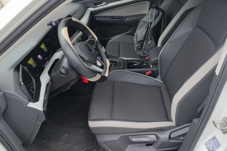 Volkswagen Golf 2022 #15 Volkswagen Golf 2022 car image #15