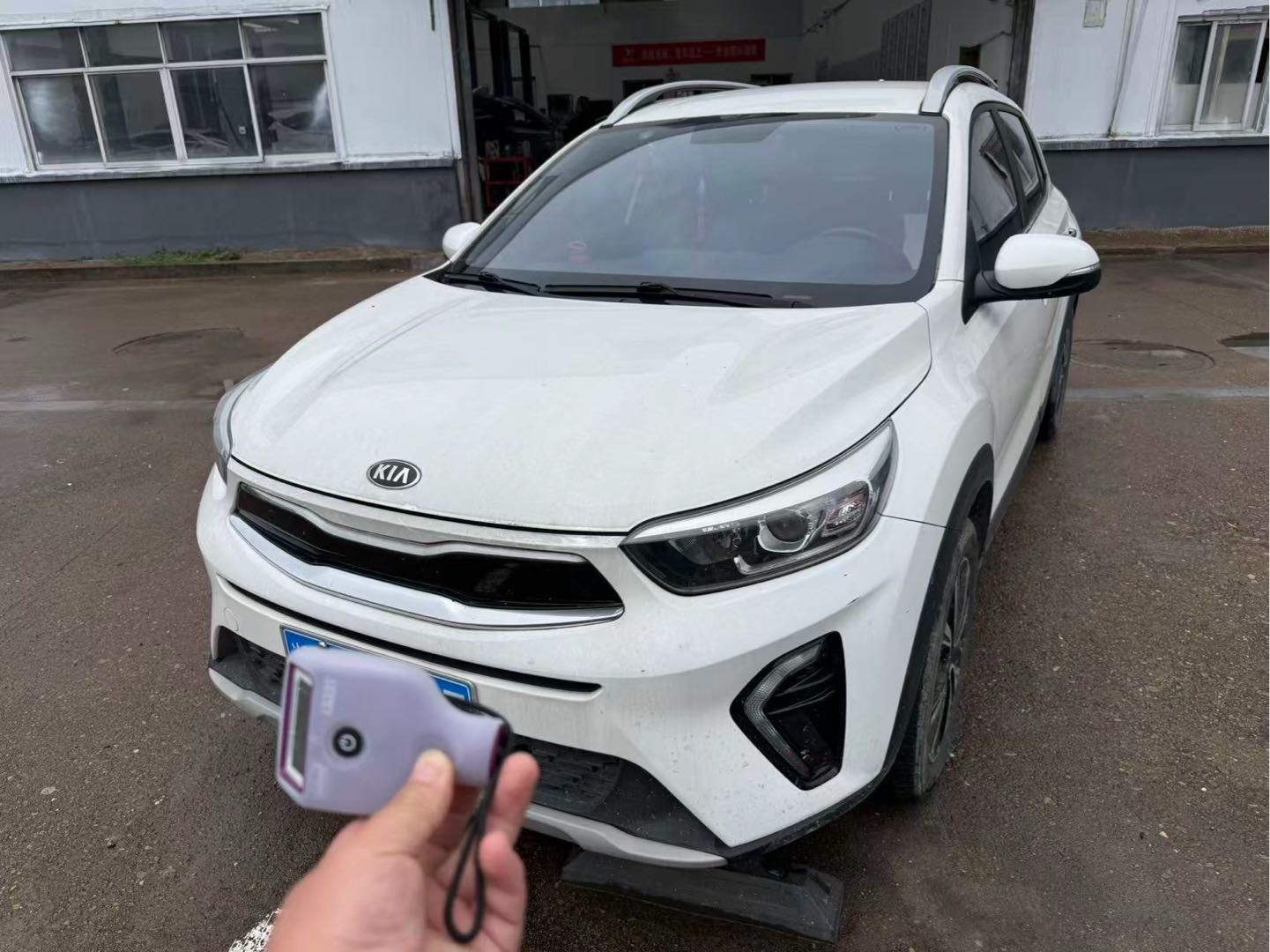 Kia KX1 2020 car image 