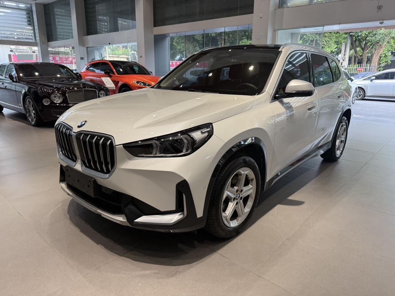 BMW X1 2023 BMW X1 2023 car image