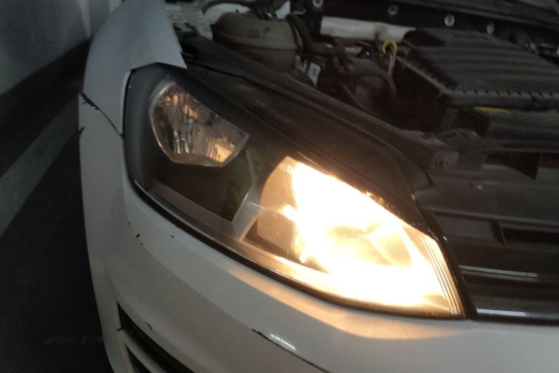 Volkswagen Golf 2014 car image #7