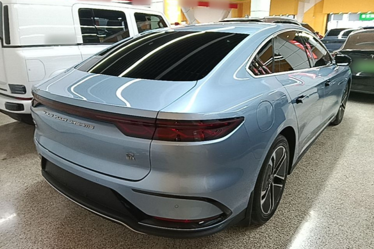 BYD Han 2023 car image #7