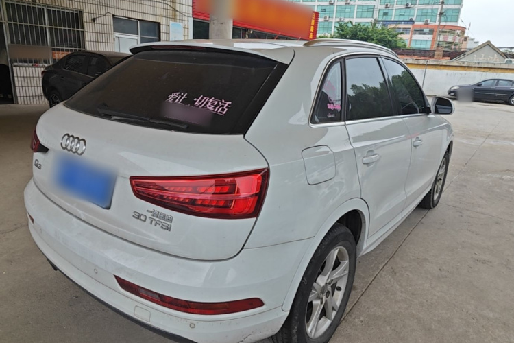 Audi Q3 2018 immagine di auto #7