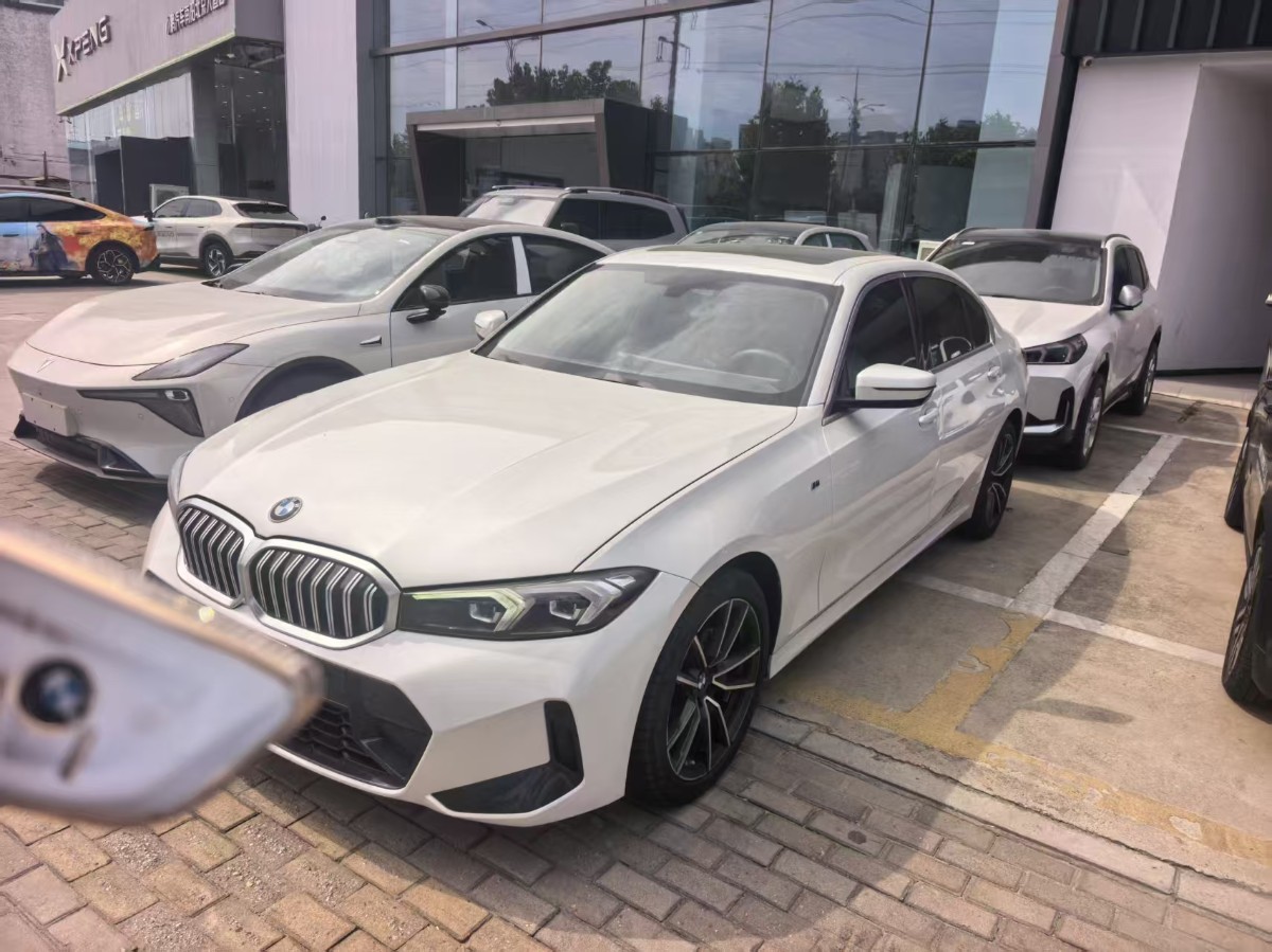 BMW 3 Series 2023 BMW 3 Series 2023 car image