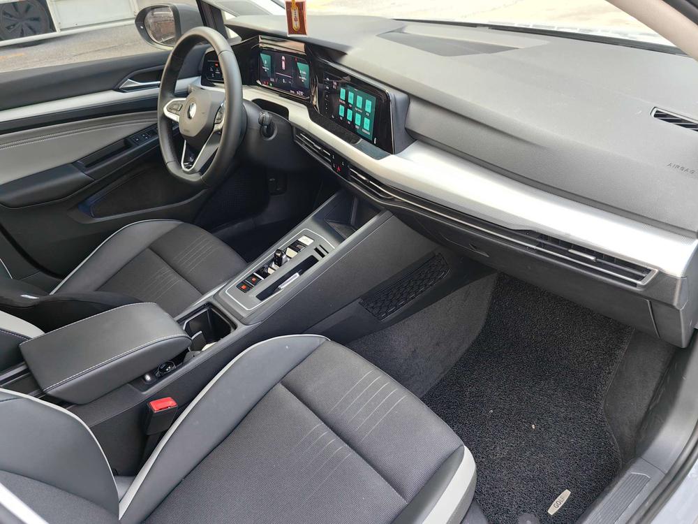 Volkswagen Golf 2024 #10 Volkswagen Golf 2024 car image #10