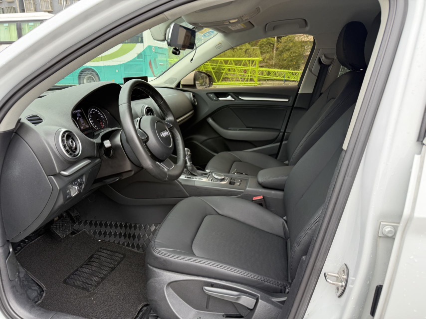 Audi A3 2017 car image #5