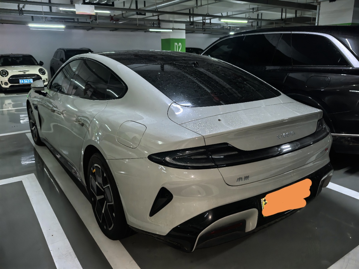 MI SU7 2025 car image #2