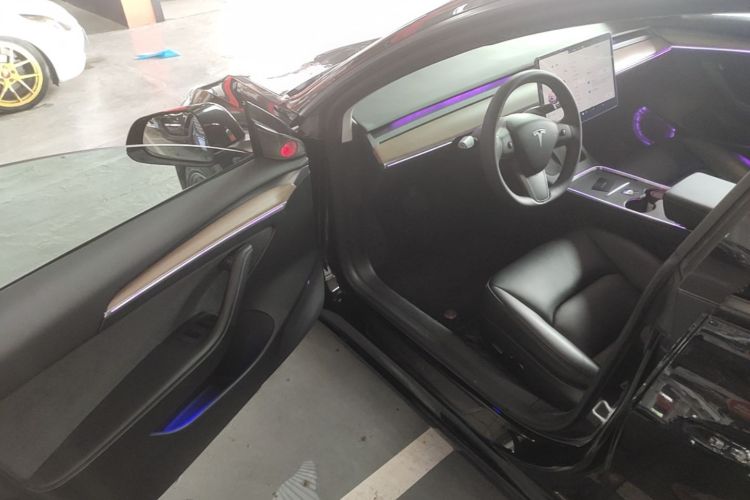 Tesla Model 3 2023 #16 Tesla Model 3 2023 car image #16