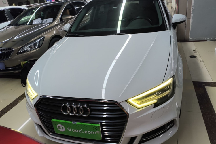 Audi A3 2019 #3 Audi A3 2019 car image #3