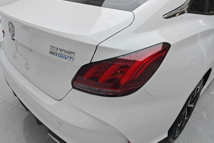 MG 5 2024 #8 MG 5 2024 car image #8