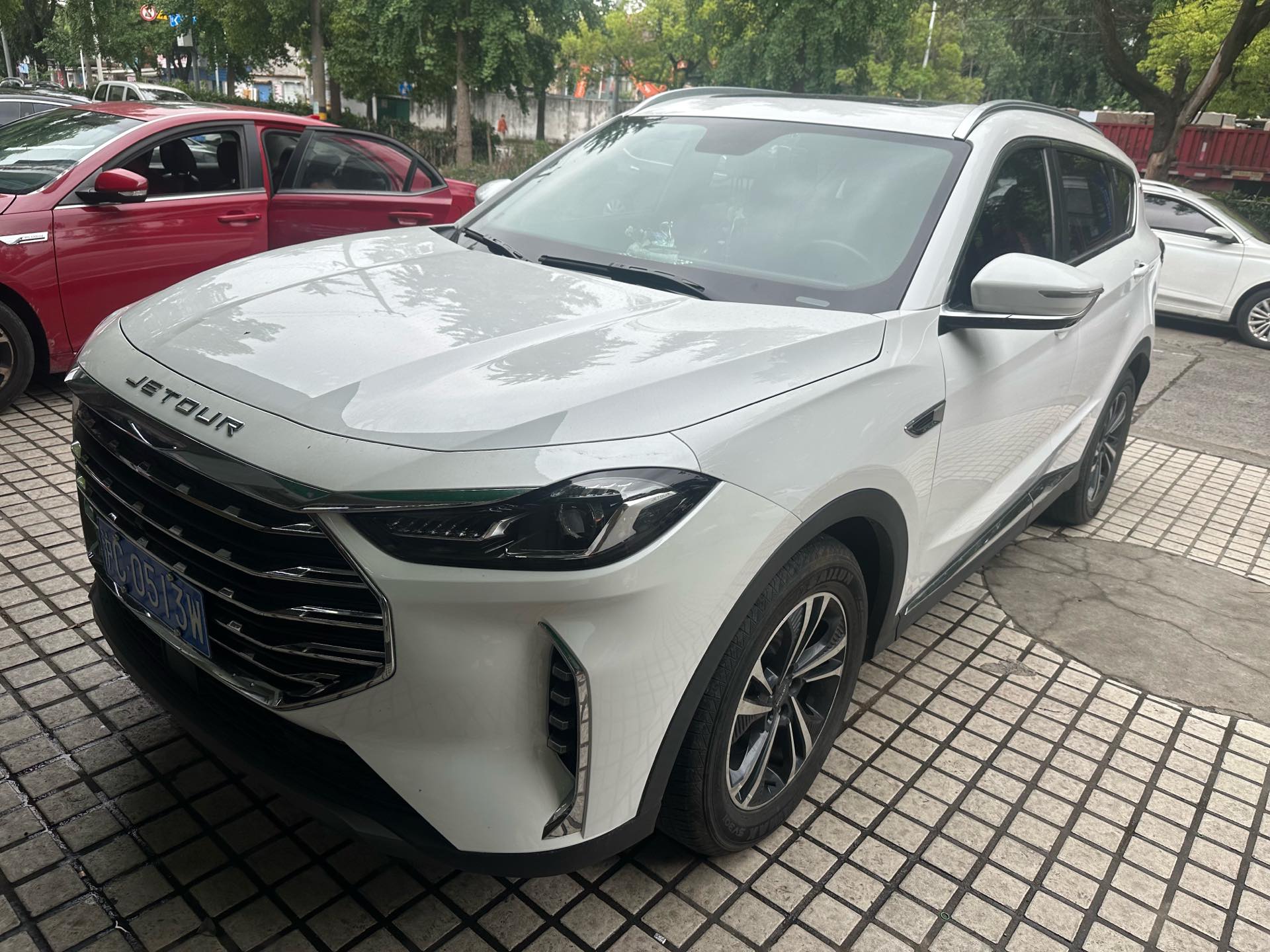 Jetour X70 PLUS 2022 car image 