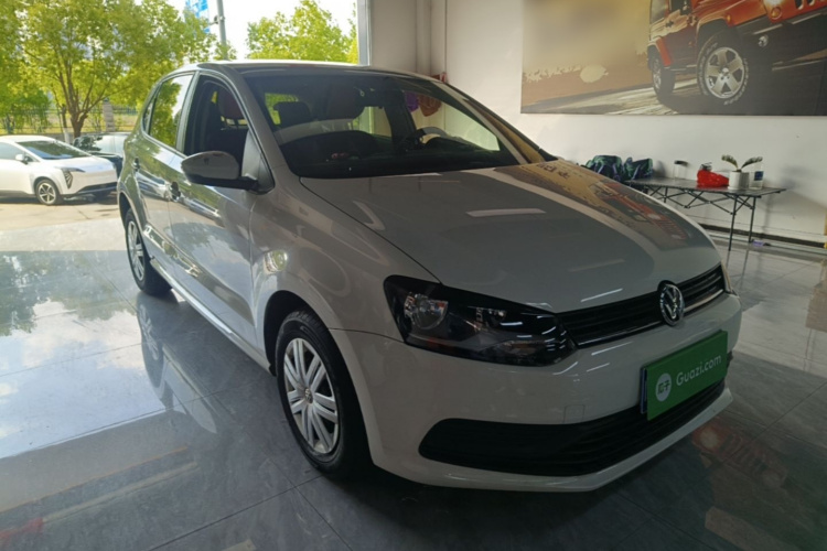 Volkswagen Polo 2019 car image #4