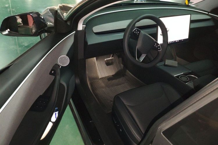 Tesla Model 3 2024 #9 Tesla Model 3 2024 car image #9