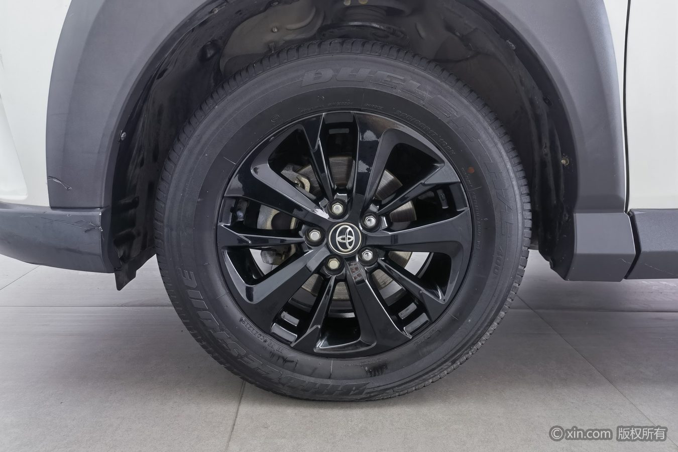 Toyota RAV4 2019 изображение автомобиля #7