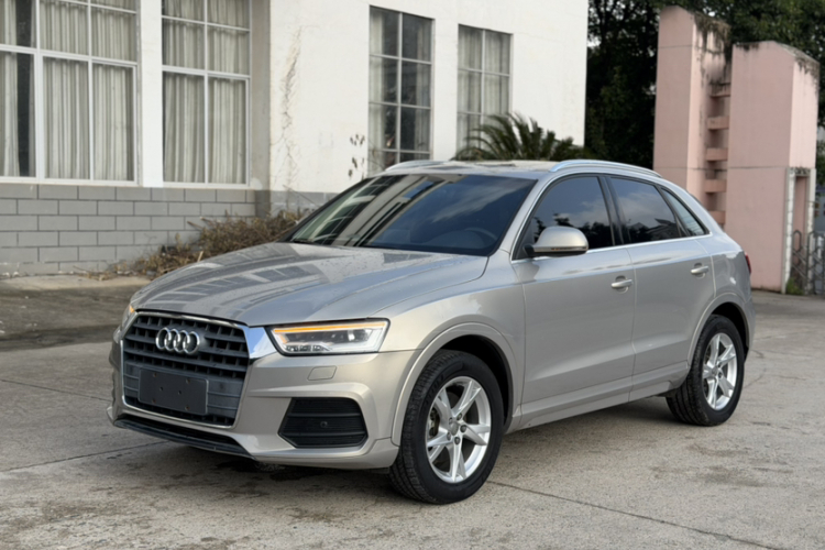 Audi Q3 2018 #2 Audi Q3 2018 car image #2