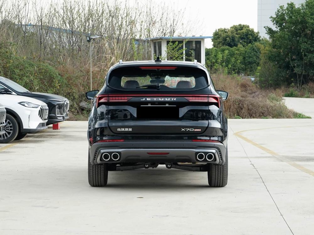 Jetour X70 PLUS 2024 صورة سيارة #6