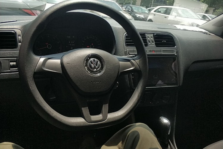 Volkswagen Polo 2018 #10 Volkswagen Polo 2018 car image #10