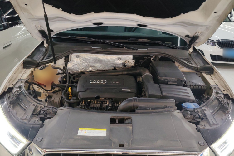 Audi Q3 2018 image de voiture #20