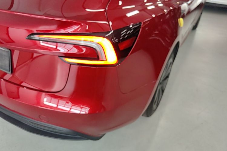 Tesla Model 3 2024 #8 Tesla Model 3 2024 car image #8