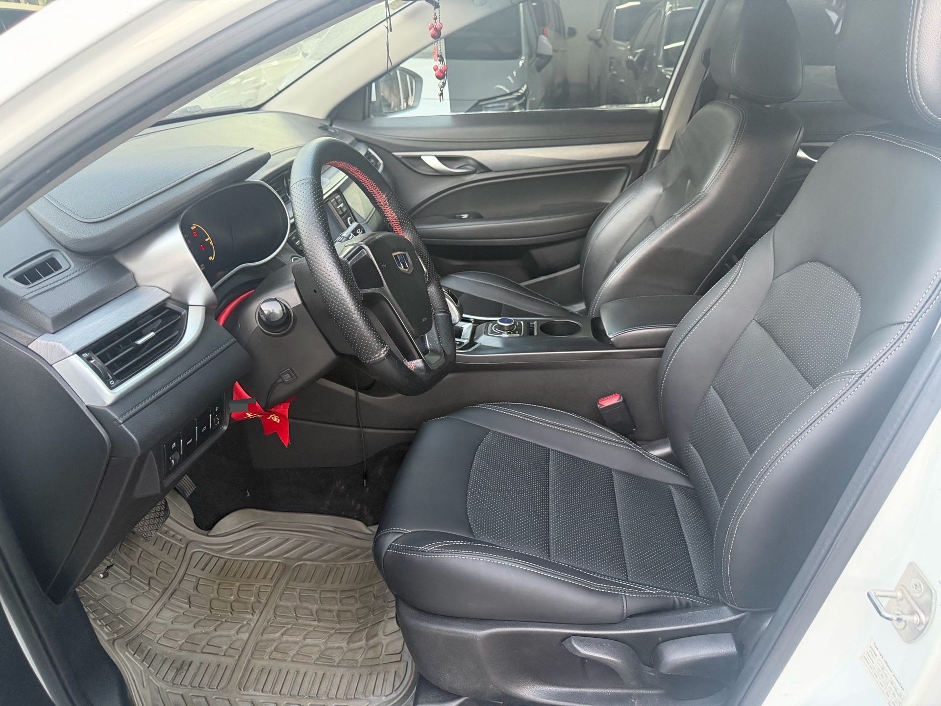 GEELY Emgrand New Energy 2018 #6 GEELY Emgrand New Energy 2018 car image #6