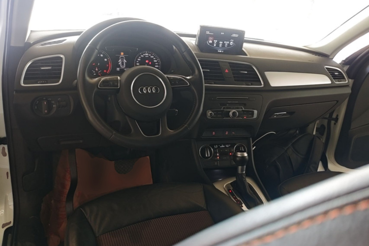Audi Q3 2018 #10 Audi Q3 2018 car image #10