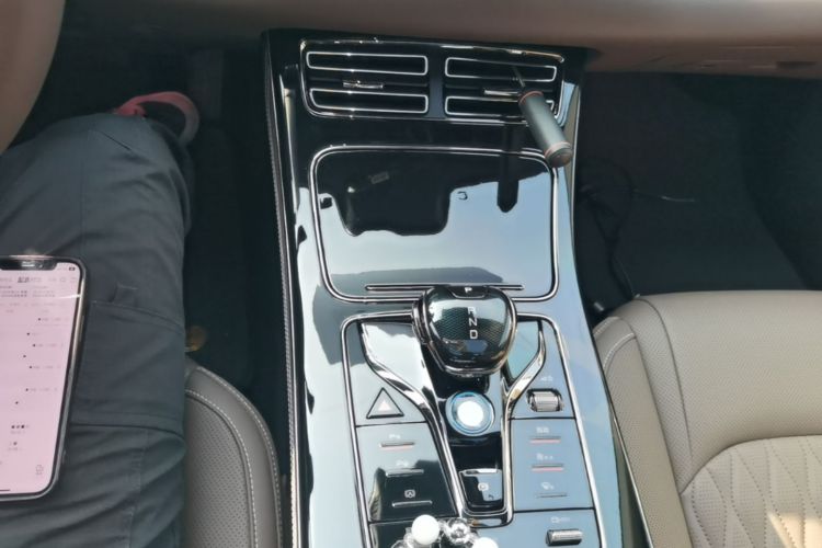 BYD Han 2024 imagem de carro #14