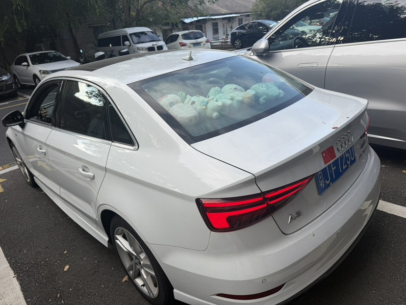 Audi A3 2018 imagen de coche #7