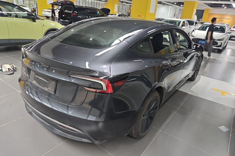Tesla Model 3 2025 #7 Tesla Model 3 2025 car image #7