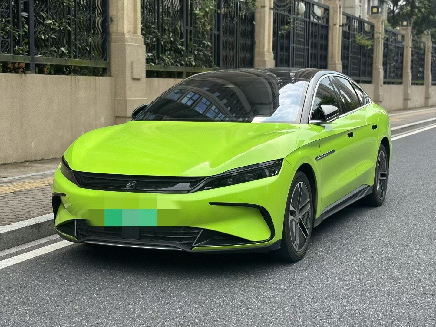 BYD Han 2023 BYD Han 2023 car image