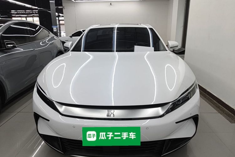 BYD Han 2023 #3 BYD Han 2023 car image #3