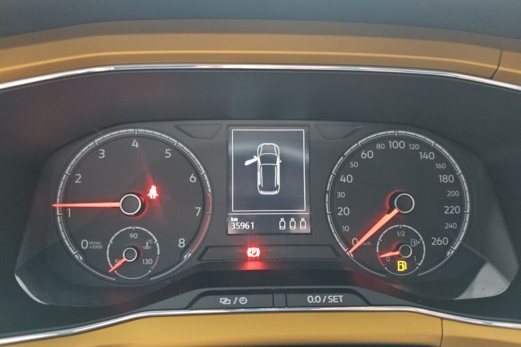 Volkswagen T-Cross 2020 immagine di auto #12