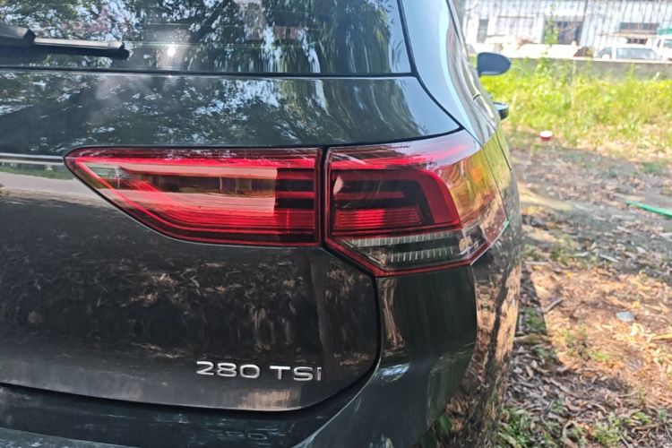 Volkswagen Golf 2021 car image #8