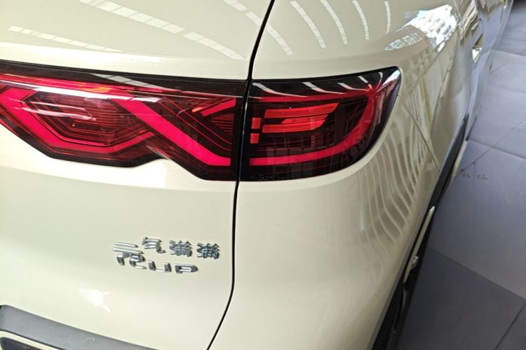 BYD YuanUP 2024 #8 BYD YuanUP 2024 image de voiture #8