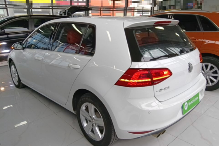 Volkswagen Golf 2016 car image #7