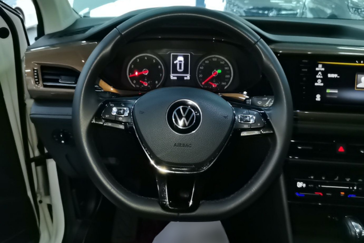 Volkswagen Tharu 2021 #11 Volkswagen Tharu 2021 car image #11